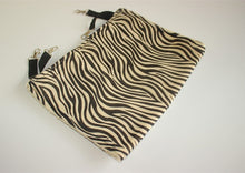 Load image into Gallery viewer, Soft Cat Hammock Hanging Cats Beds Winter Pet Mat Small Dog Nest Short Plush Warm kitten House Sofa Cushion For Cat Suppllies